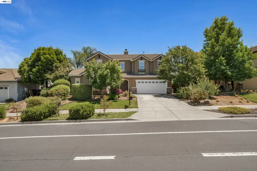 281 W Country Club Dr, Brentwood, CA 94513 - #2