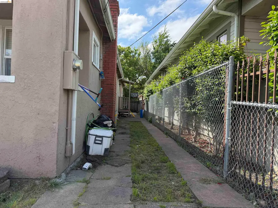 1562 79th Avenue, Oakland, CA 94621 - #2
