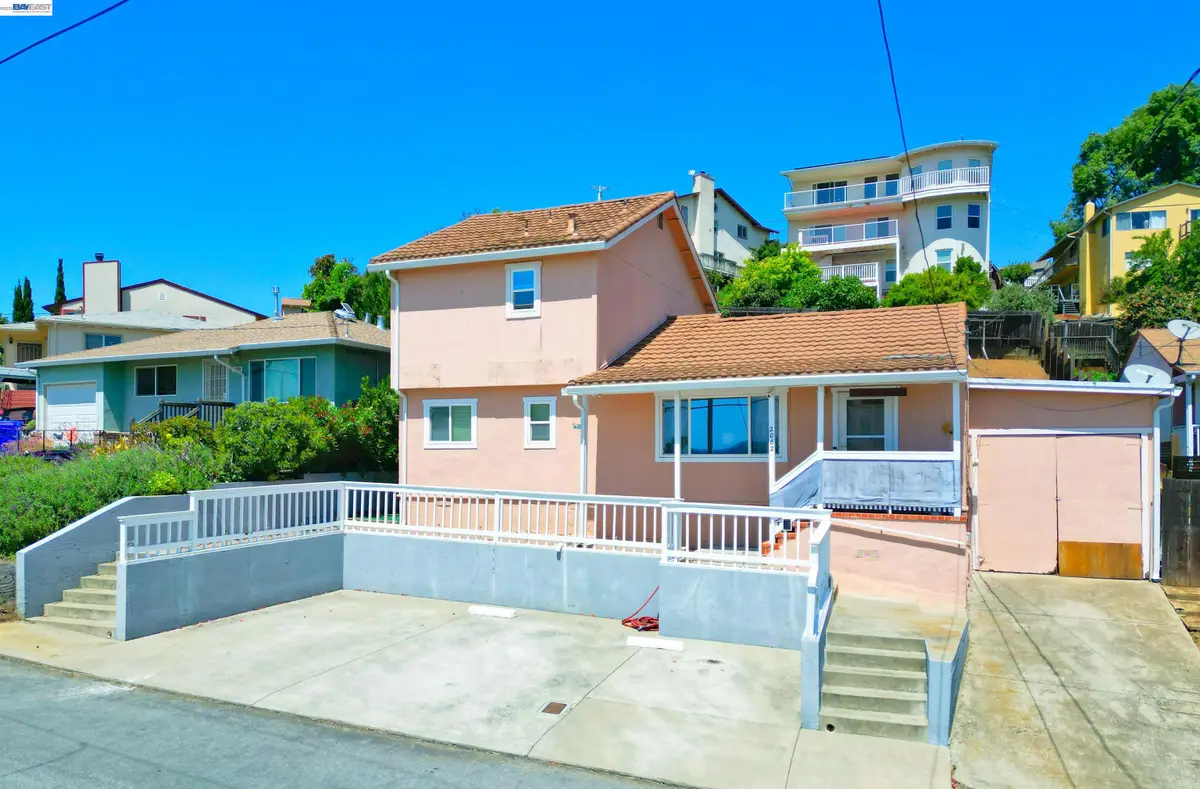 2082 Placer Drive, Castro Valley, CA 94578 - #1
