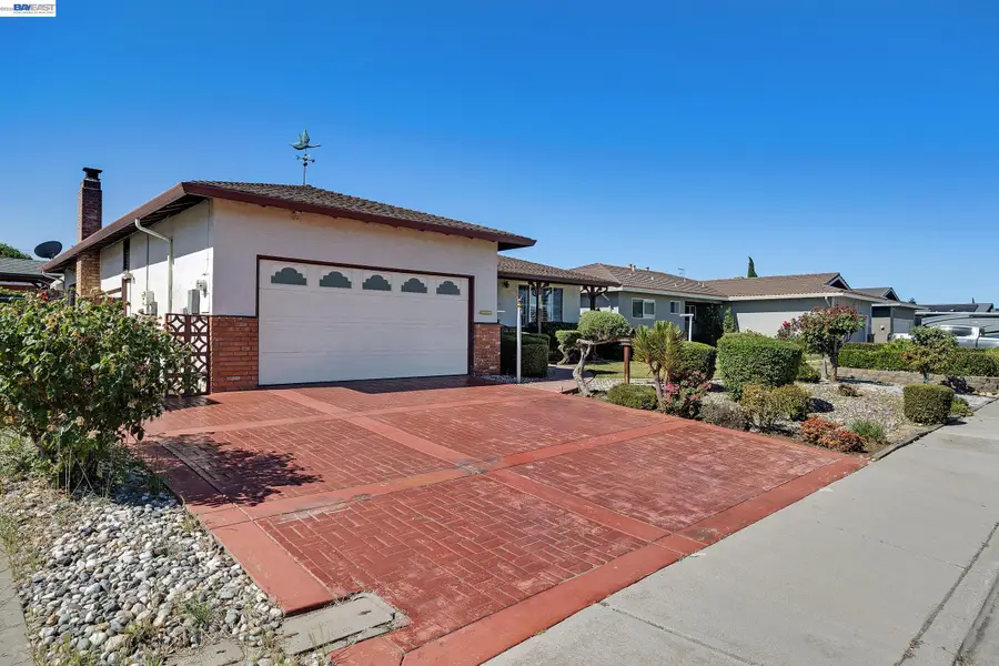 1504 Yosemite Dr, Antioch, CA 94509 - #3