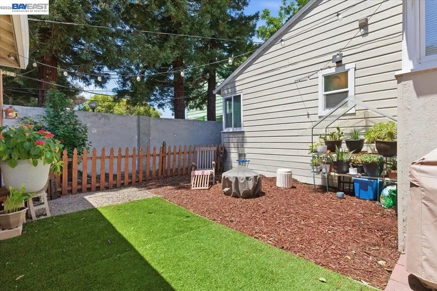 882 W Tennyson Rd, Hayward, CA 94544 - #3