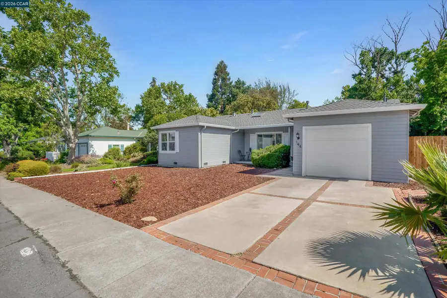 144 Roslyn Dr, Concord, CA 94518 - #3