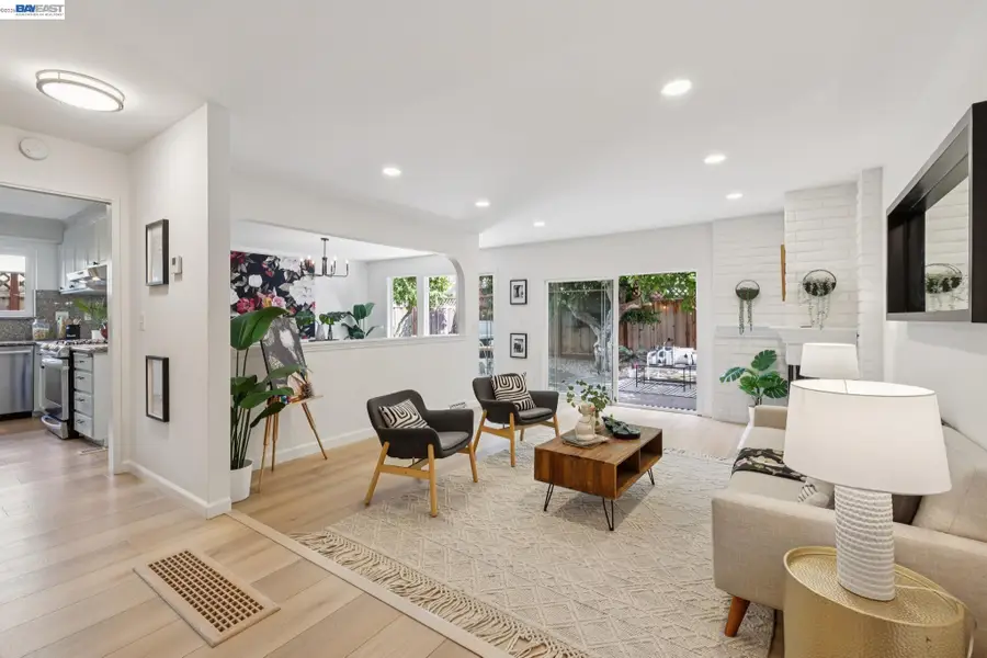 2615 San Jose Avenue #B, Alameda, CA 94501 - #2