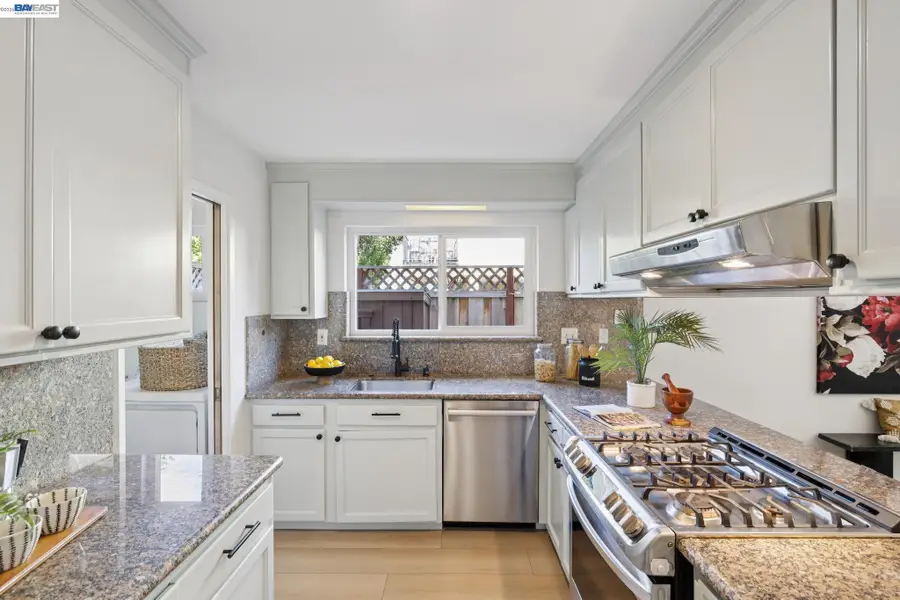 2615 San Jose Avenue #B, Alameda, CA 94501 - #3