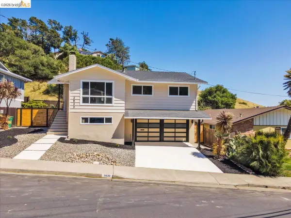 3830 Malcolm Ave, Oakland, CA 94605