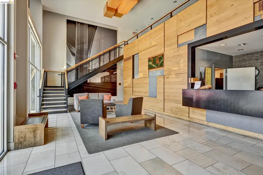 311 Oak St #Pent 9, Oakland, CA 94607 - #2