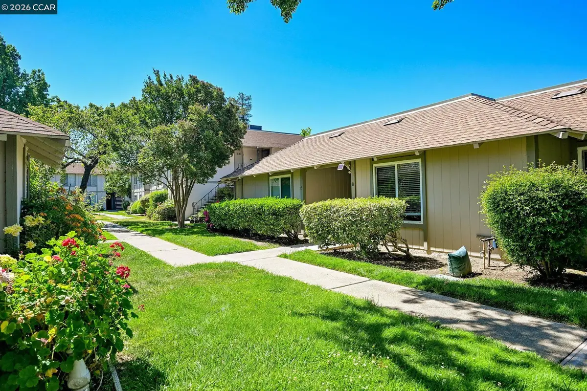 825 Oak Grove Rd #16, Concord, CA 94518 - #1