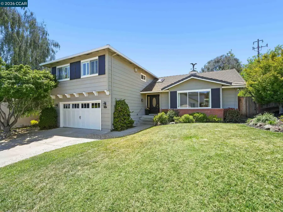 19009 Helton St, Castro Valley, CA 94546 - #2