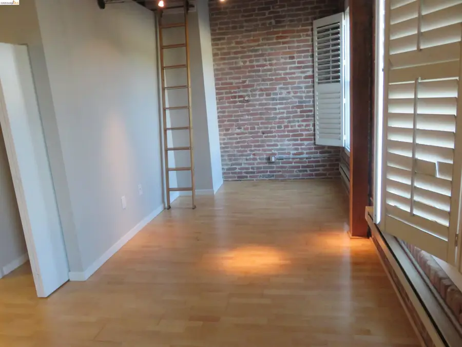 720 York St #212, San Francisco, CA 94110 - #3