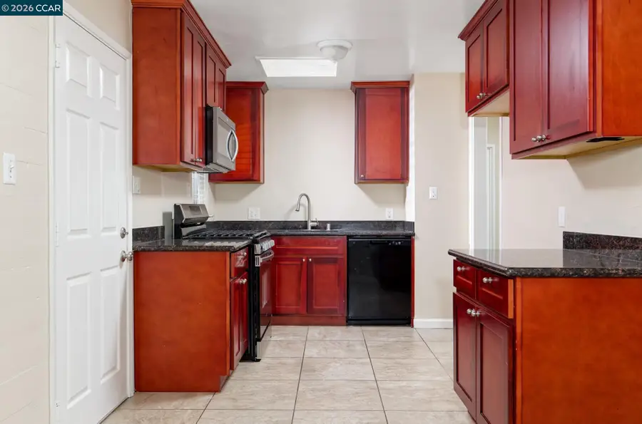 5206 Priscilla Ln, Sacramento, CA 95820 - #2