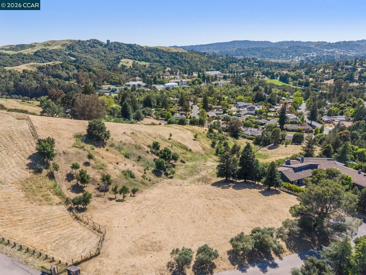 1966 Joseph Dr, Moraga, CA 94556 - #1