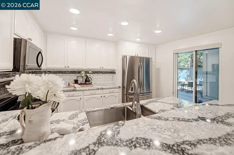 1417 Oakmont Dr #2, Walnut Creek, CA 94595 - #2