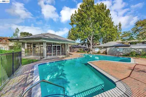 121 Buckingham Dr #25, Santa Clara, CA 95051