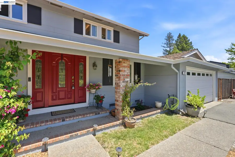 107 Hazelwood Pl, Moraga, CA 94556 - #2