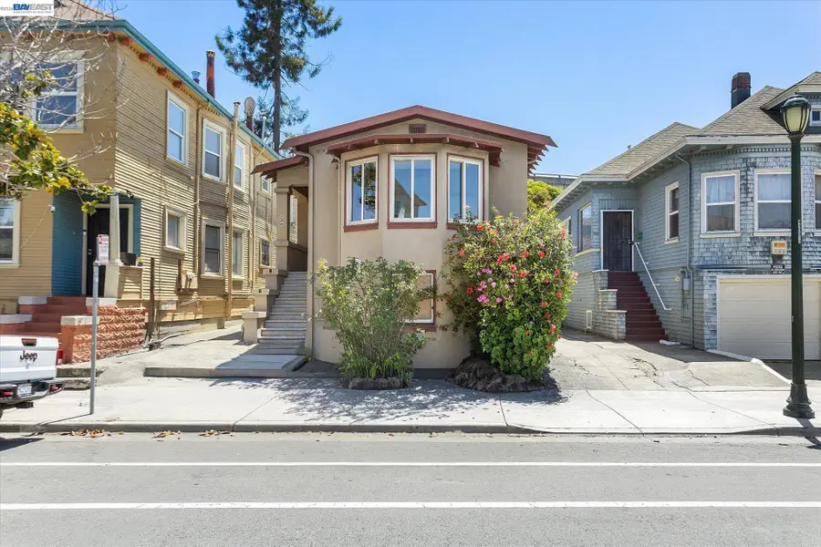 3246 Mlk Jr. Way, Oakland, CA 94609 - #2