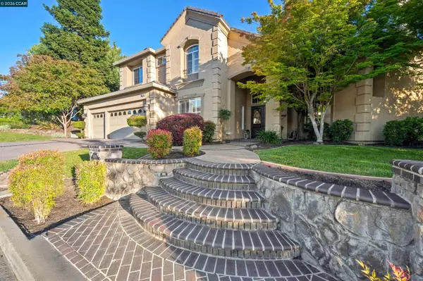 1020 Pebble Beach Dr, Clayton, CA 94517