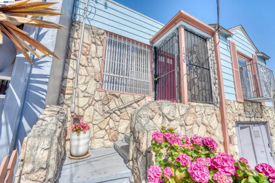 150 Cambridge St, San Francisco, CA 94134 - #2