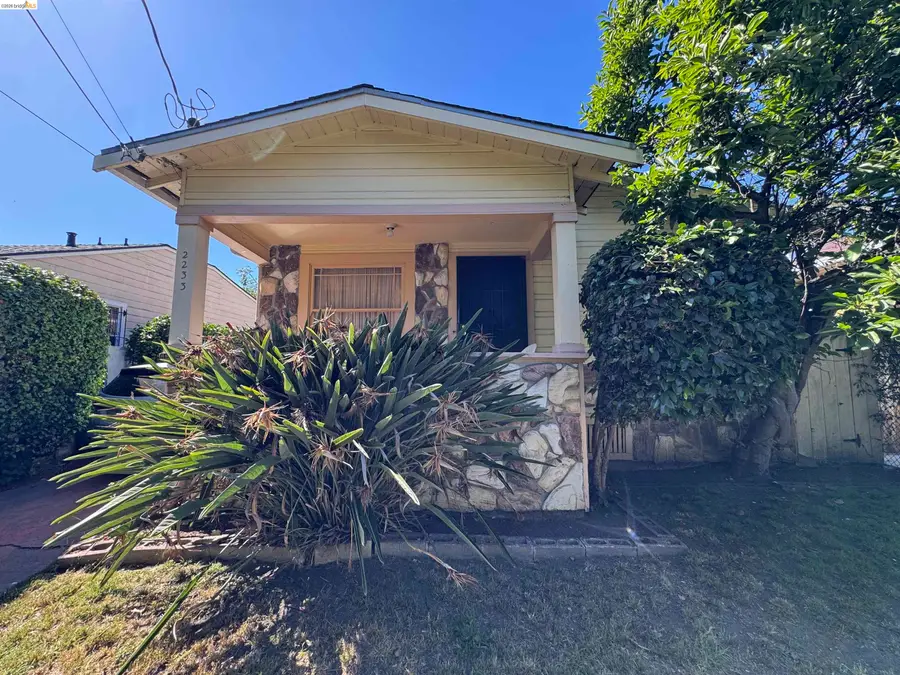 2233 85th Ave, Oakland, CA 94605 - #2