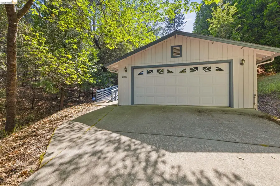 21952 Glenwood Rd, Sonora, CA 95370 - #2
