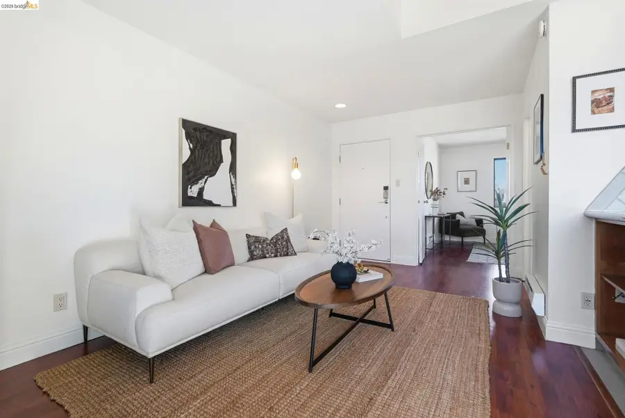 3 Embarcadero #338, Oakland, CA 94607 - #3