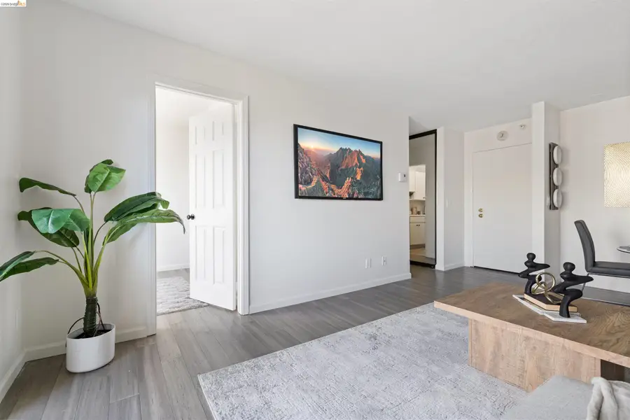 4 Admiral Dr #B430, Emeryville, CA 94608 - #2