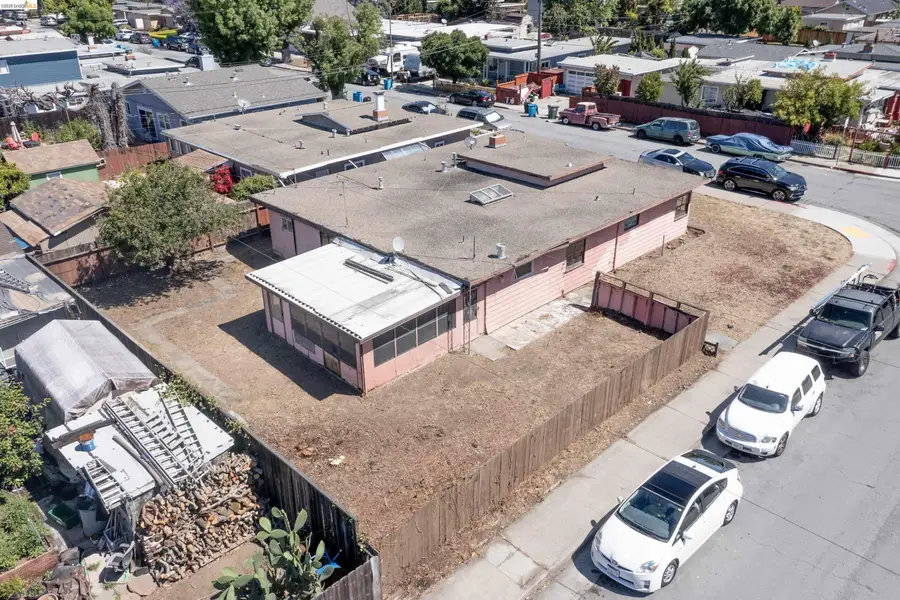 864 Kathryne Ave, San Mateo, CA 94401 - #3