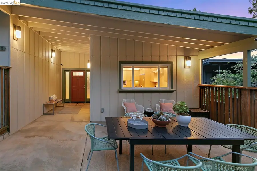 38 Drake Ln, Oakland, CA 94611 - #2
