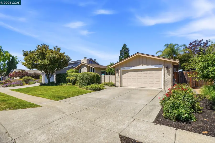 723 Navaronne Way, Concord, CA 94518 - #3