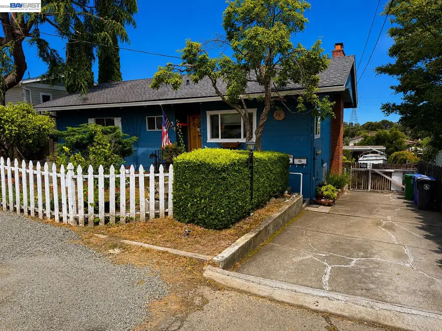 25325 Windfeldt Rd, Hayward, CA 94541 - #3