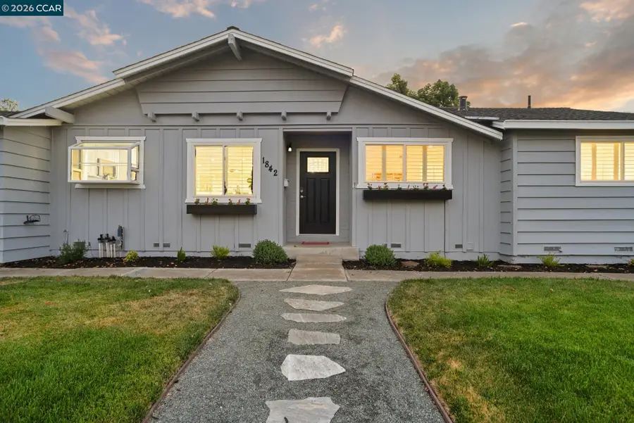 1842 Woodsdale Ct, Concord, CA 94521 - #2