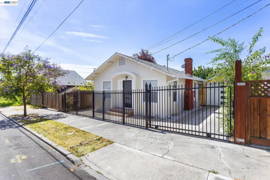 2215 E 29th Street, Oakland, CA 94606 - #2