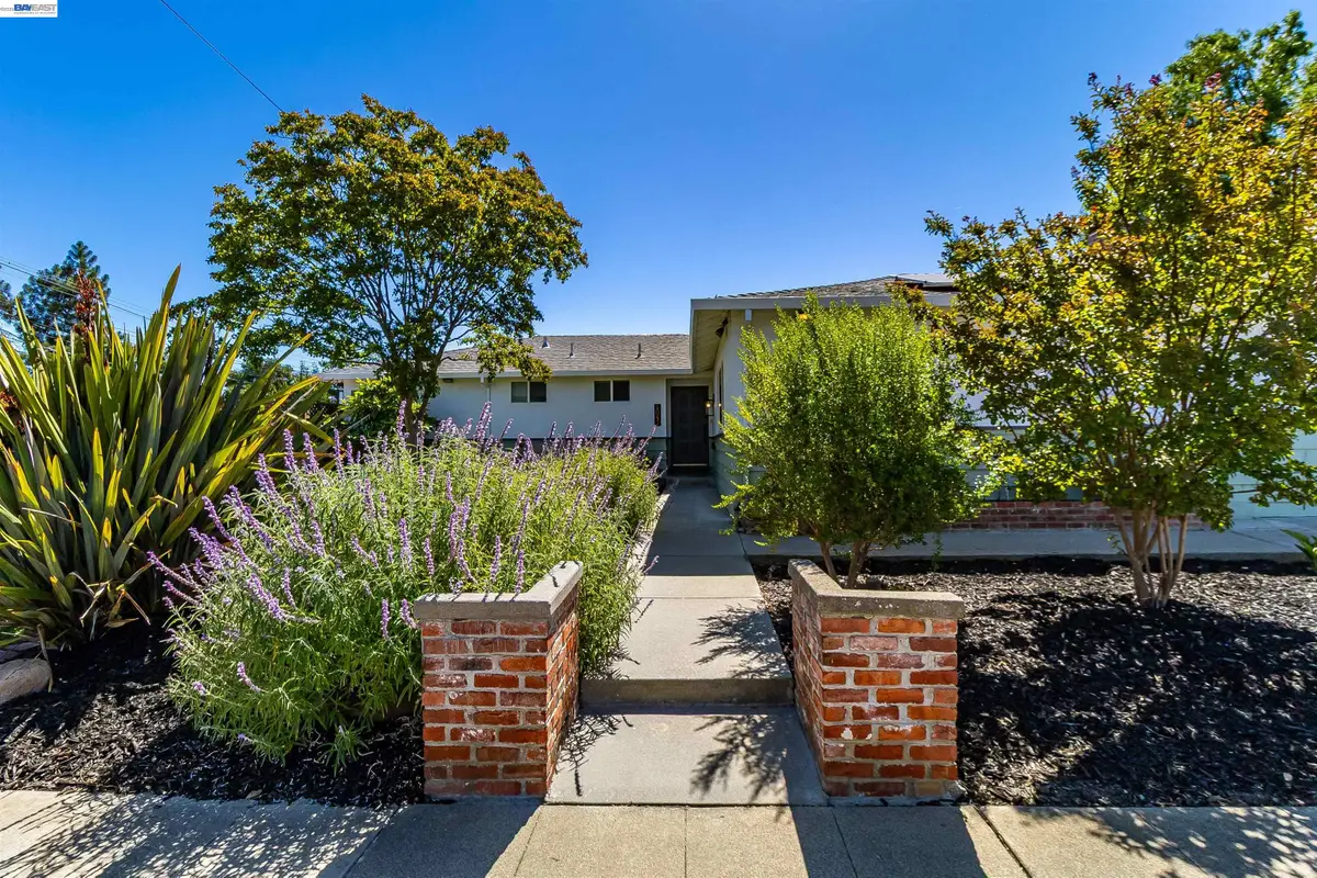 1042 Nielsen Lane, Livermore, CA 94550 - #1