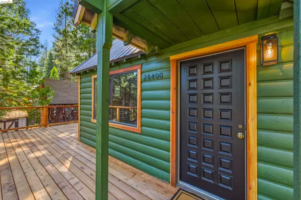 28400 River Dr, Strawberry, CA 95375