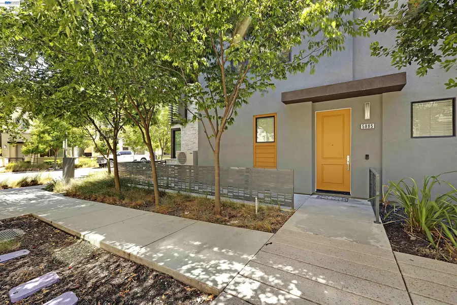 5885 Cadence Ave, Dublin, CA 94568 - #2