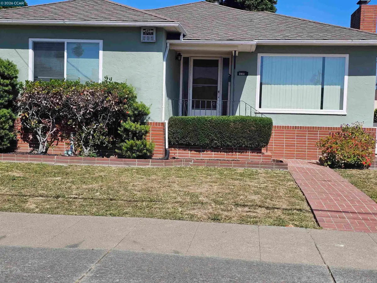 638 36th St, Richmond, CA 94805 - #1