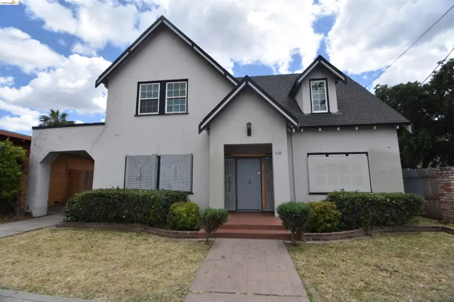 520 W Harding Way, Stockton, CA 95204 - #2