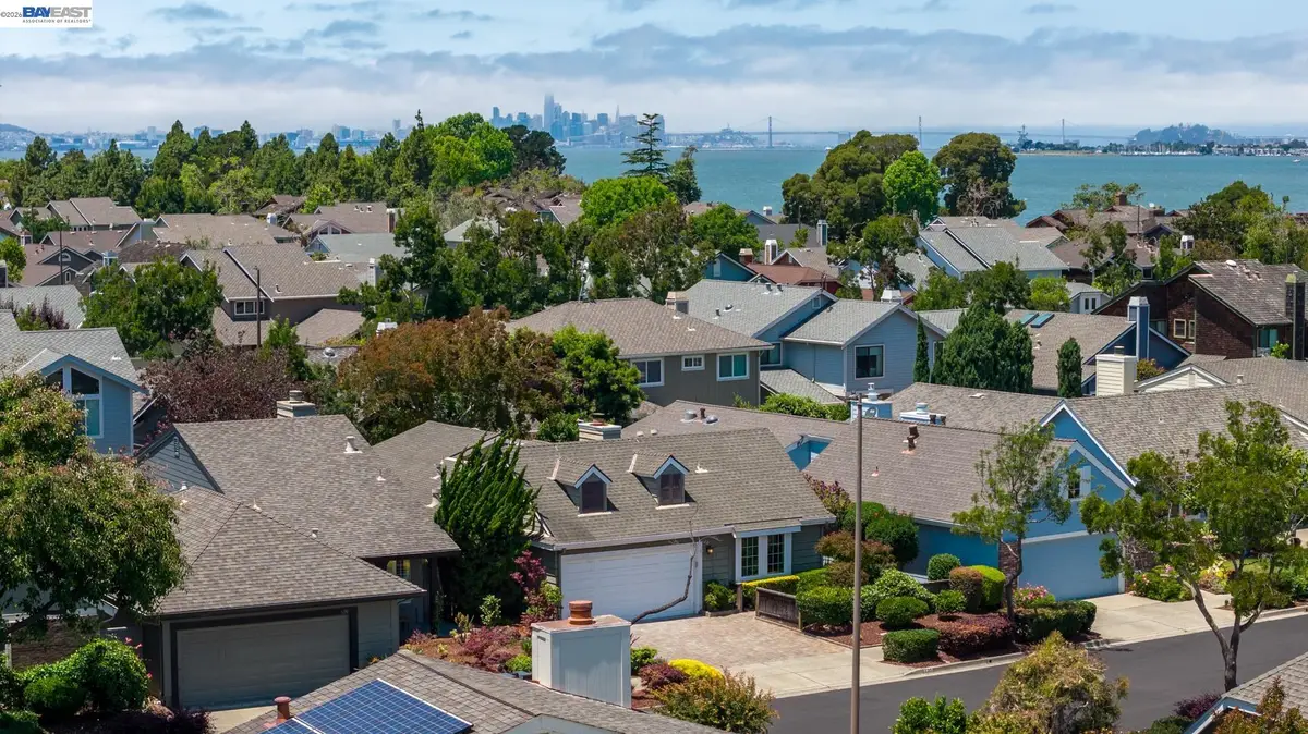135 Avington Rd, Alameda, CA 94502 - #1