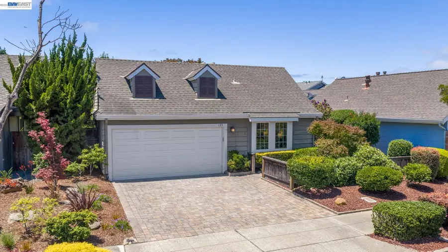 135 Avington Rd, Alameda, CA 94502 - #3