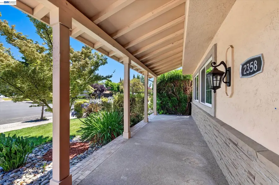 2358 Crestline Rd, Pleasanton, CA 94566 - #2