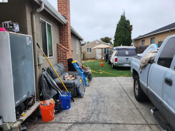 Address Withheld By Seller, Richmond, CA 94801