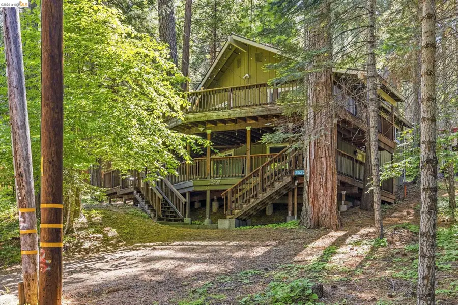 25209 E Jordan Way, Long Barn, CA 95335 - #3