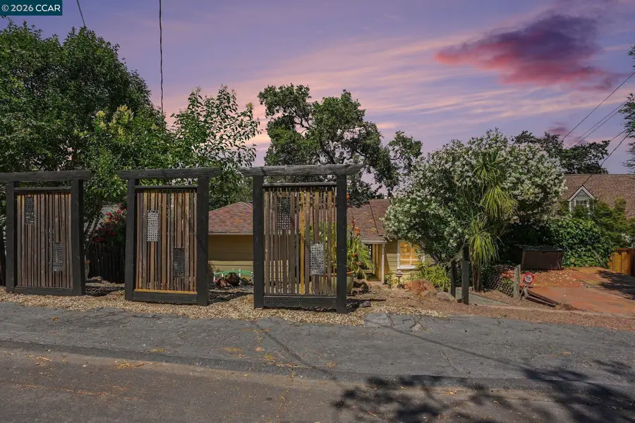 980 Hawthorn Dr.., Lafayette, CA 94549 - #3