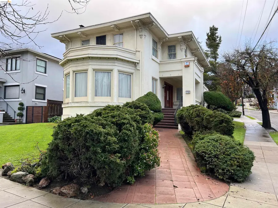 3788 Lakeshore, Oakland, CA 94610 - #2