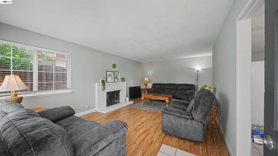 200 Riverside Pl, Bay Point, CA 94565 - #3