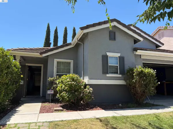 1112 Yellowhammer Dr, Patterson, CA 95363