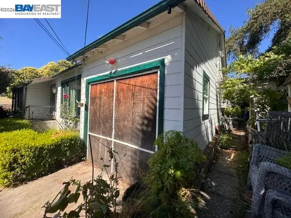 2080 East Ave, Hayward, CA 94541