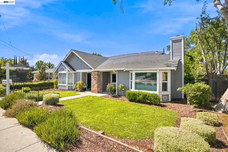 3747 Vineyard Ave, Pleasanton, CA 94566 - #2