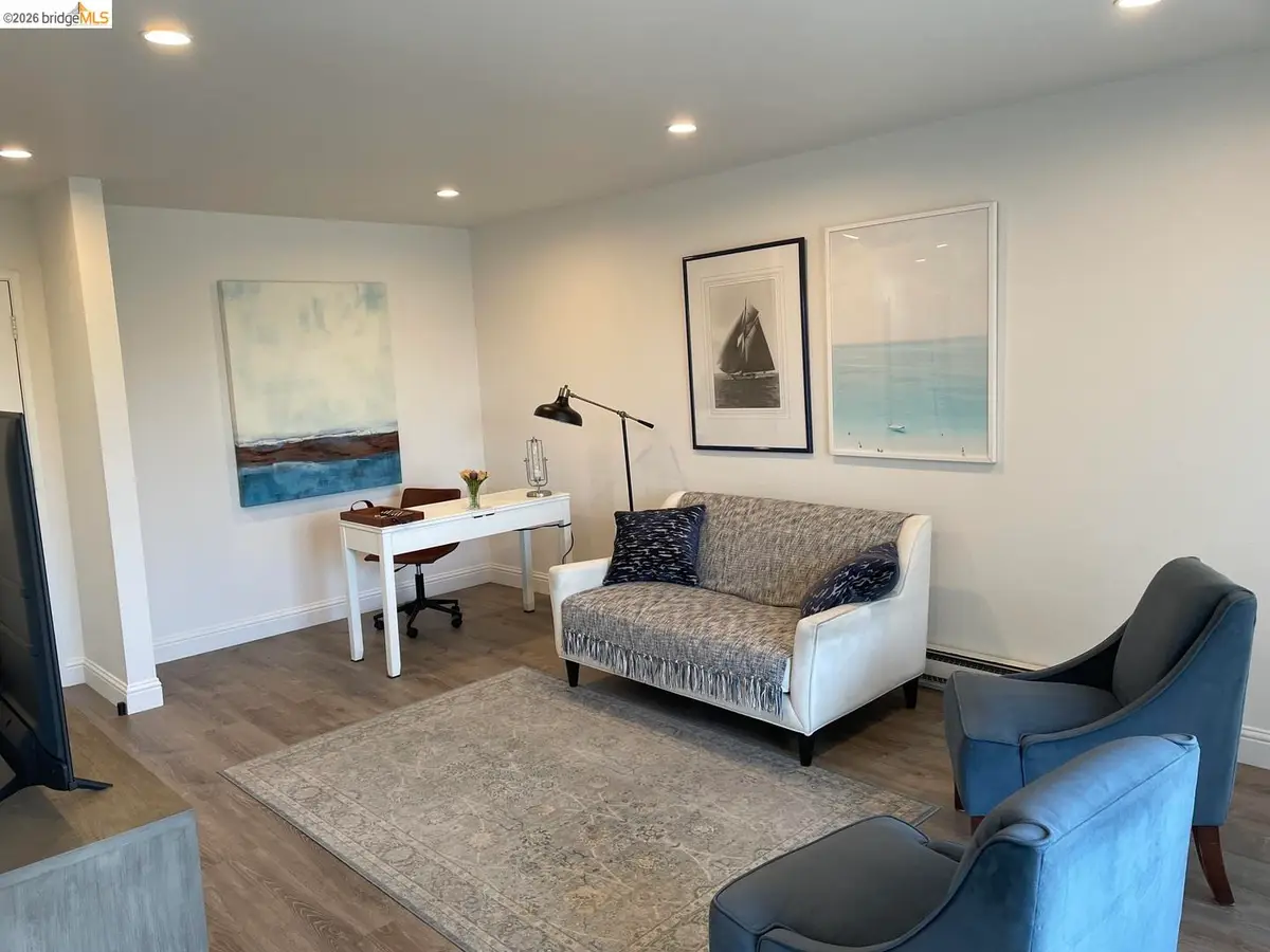 Address Withheld By Seller, Emeryville, CA 94608 - #1
