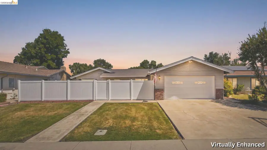1421 Woodmont Way, Stockton, CA 95209 - #2