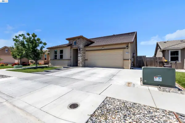 1893 Summit Dr, Los Banos, CA 93635